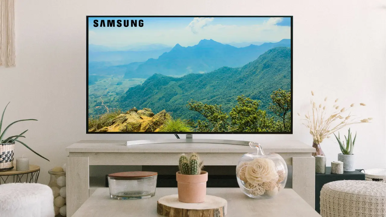 Samsung 55-inch Smart TV